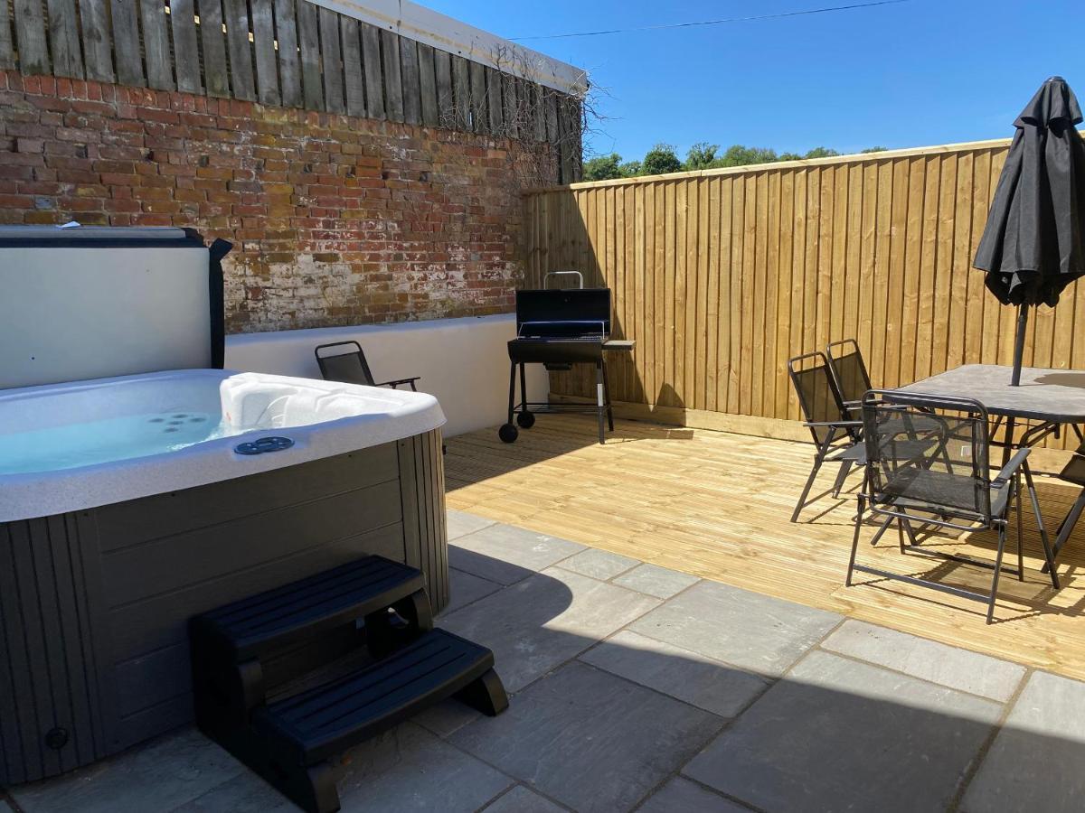 The Mill Villa Blandford Forum Exterior photo